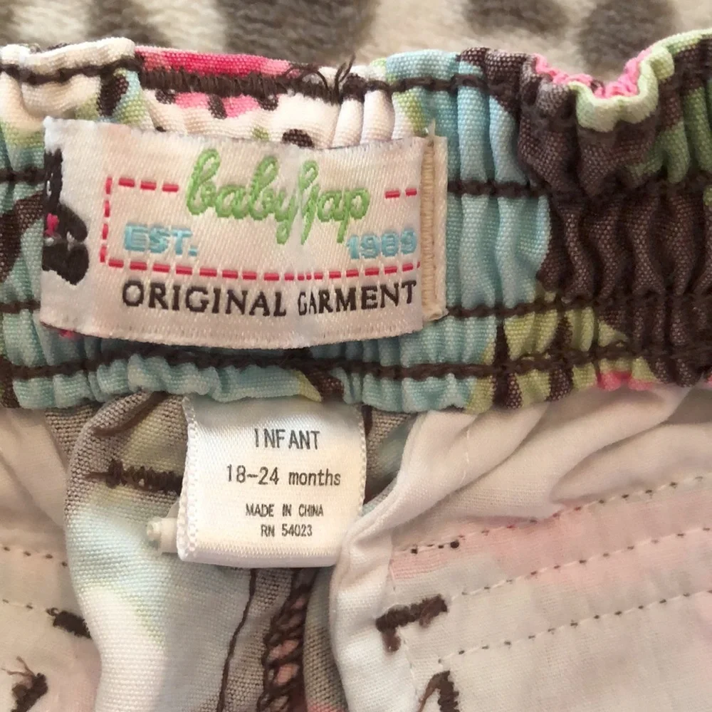 babyGap Floral Shorts
